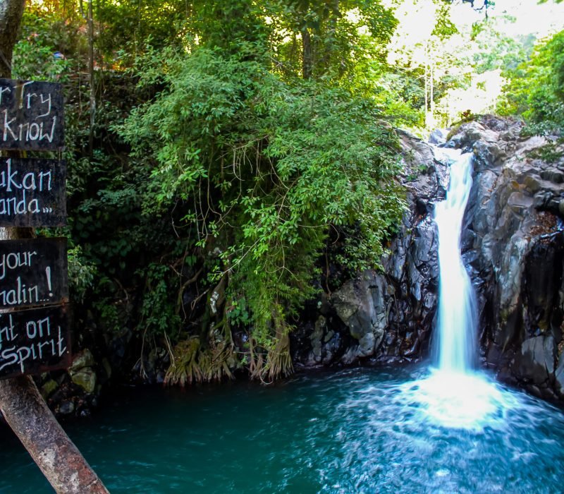 Aling,-,Aling,Waterfall.,With,The,Hight,Of,The,Watwrfall