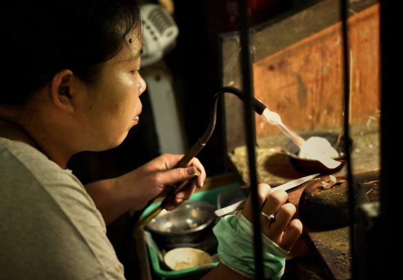 Bali,,28012018,,Craftsmen,In,The,Village,Of,Celuk,Bali,Are