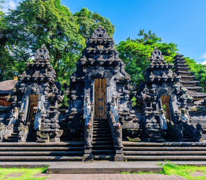 Carved,Gate,At,Balinese,Temple,Entrance,,Indonesia