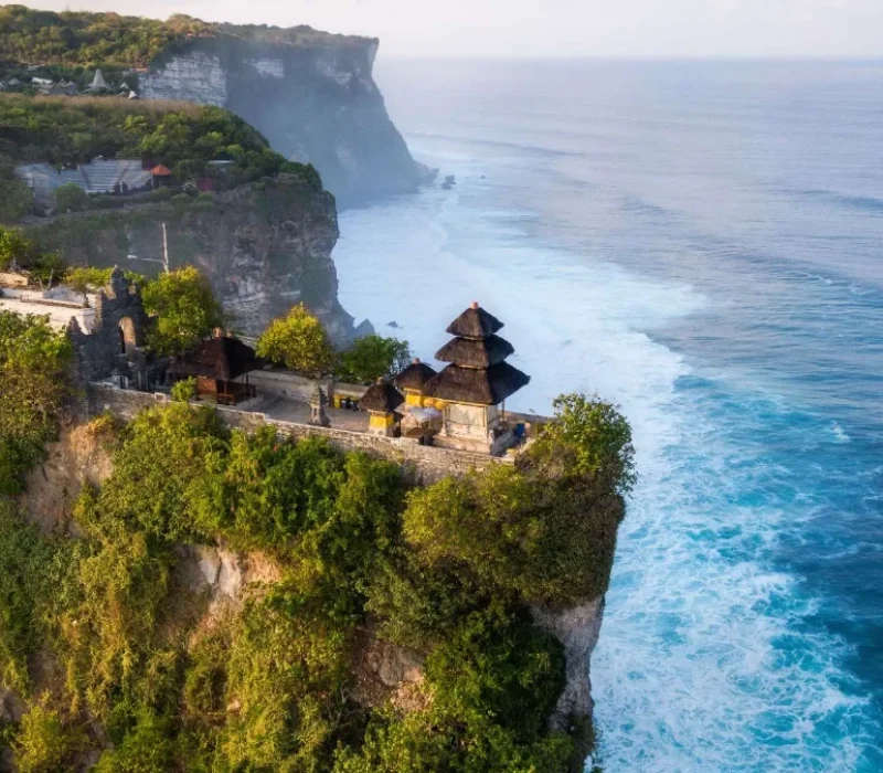 uluwatu temple